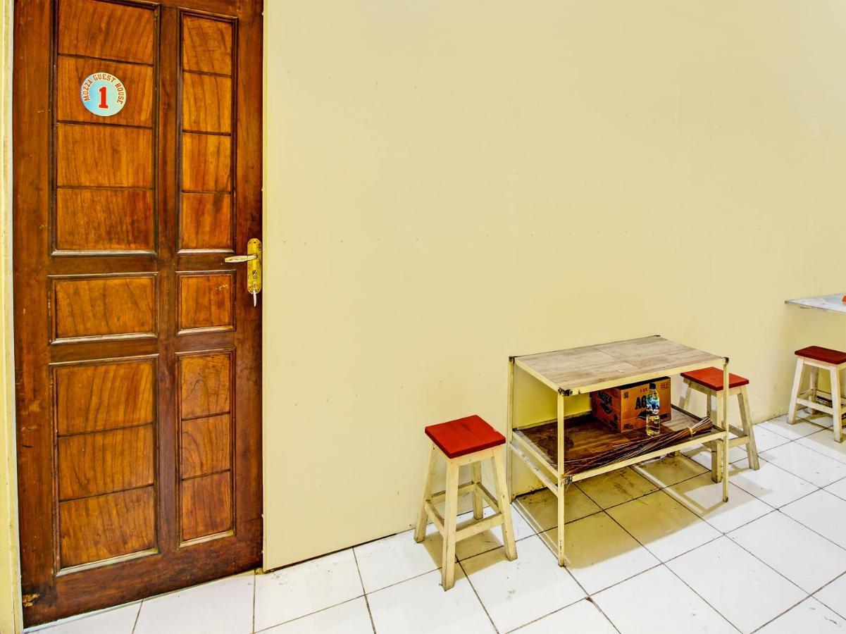 קלאטן Capital O 91690 Moza Guest House מראה חיצוני תמונה